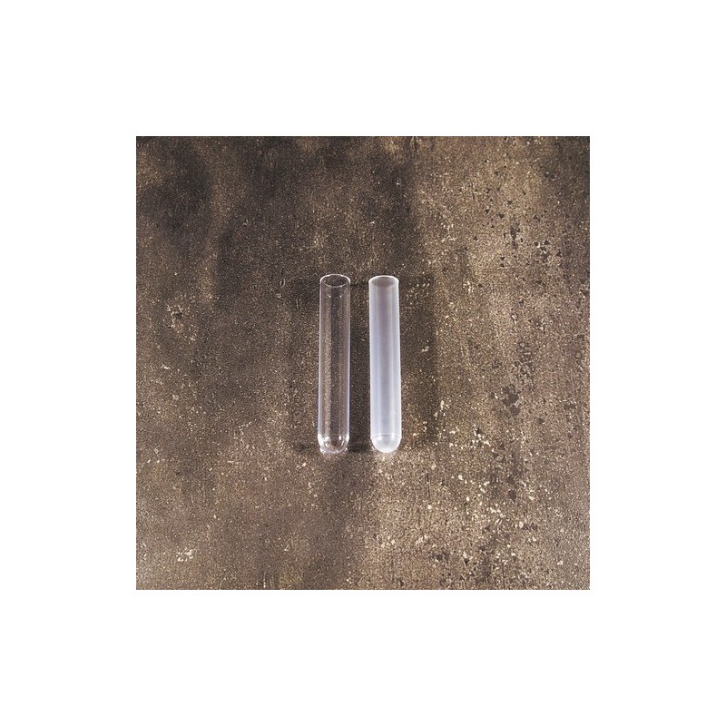Des éprouvettes cylindriques t/vis-20ml en PS 16x150mm