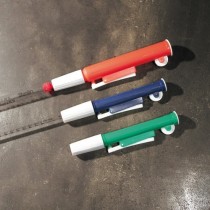 Staubsauger für pipetten von 1 / 2ml farbe blau
