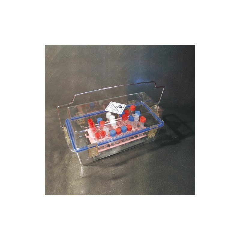 Container for the transport of samples