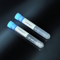 tubos de ensayo con gránulos de separadores+ acelerador de 16x100 de PMMA por cada 10 ml de sangre